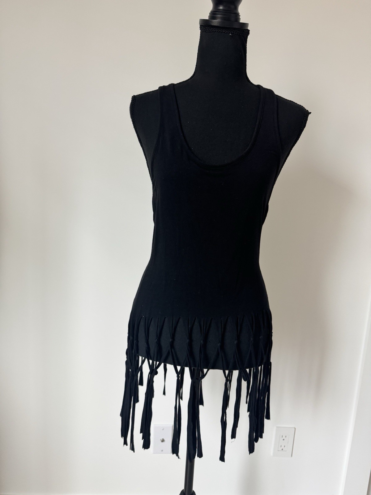 Sis Sis Summer Black Fringe Tank Top Women’s Size S