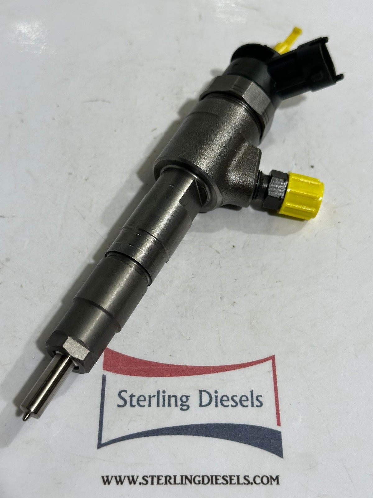 Genuine Bosch 0445110566 Fuel injector Citroen Peugeot Opel 1.6