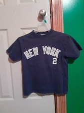 Dark Blue MLB New York 2 Jeter T-Shirt. Size Youth Small.