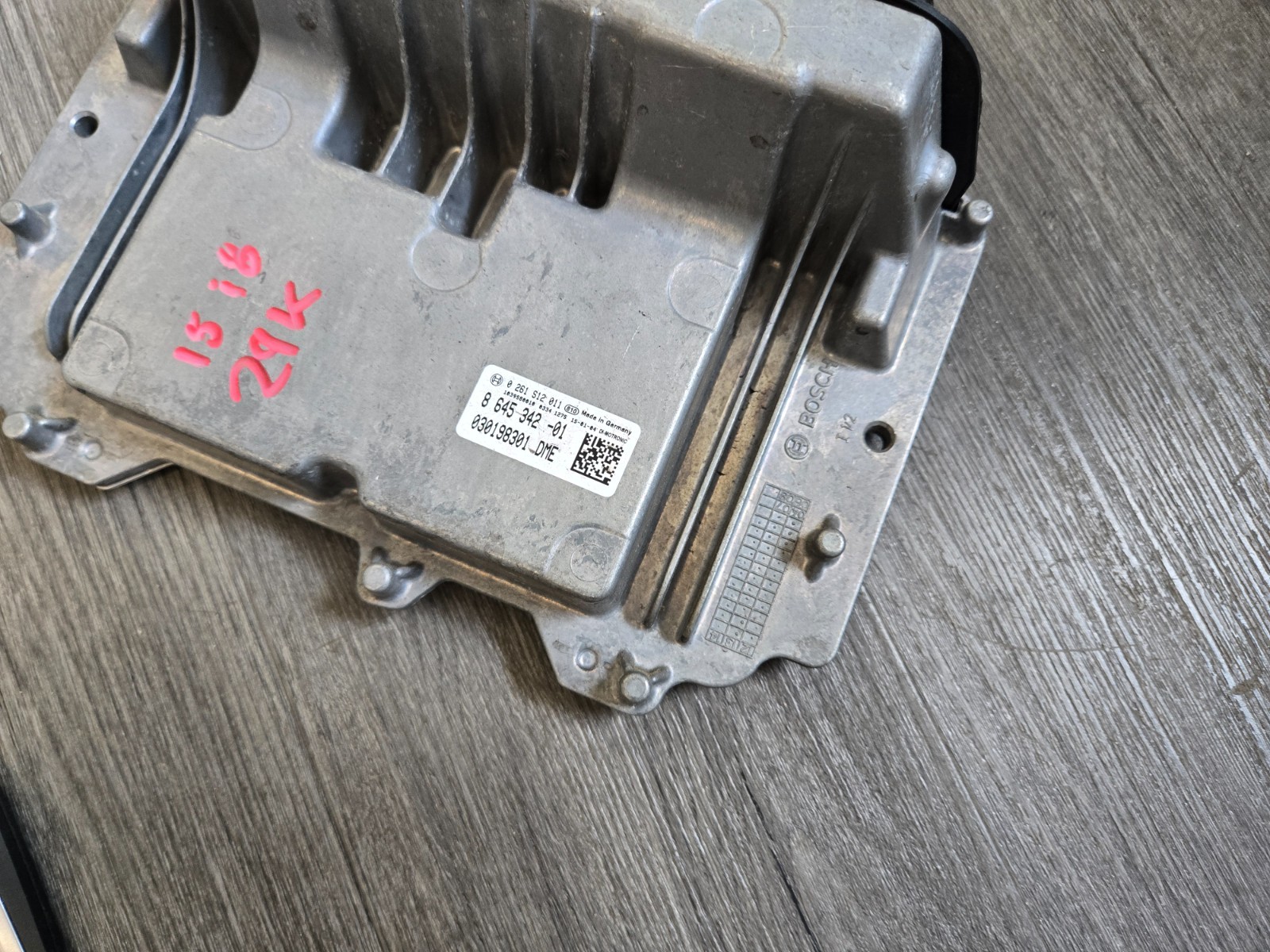 BMW i8 2014-2017 Electronic control unit