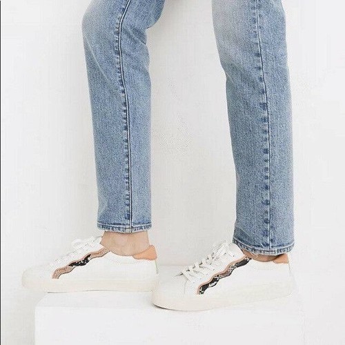 madewell sidewalk