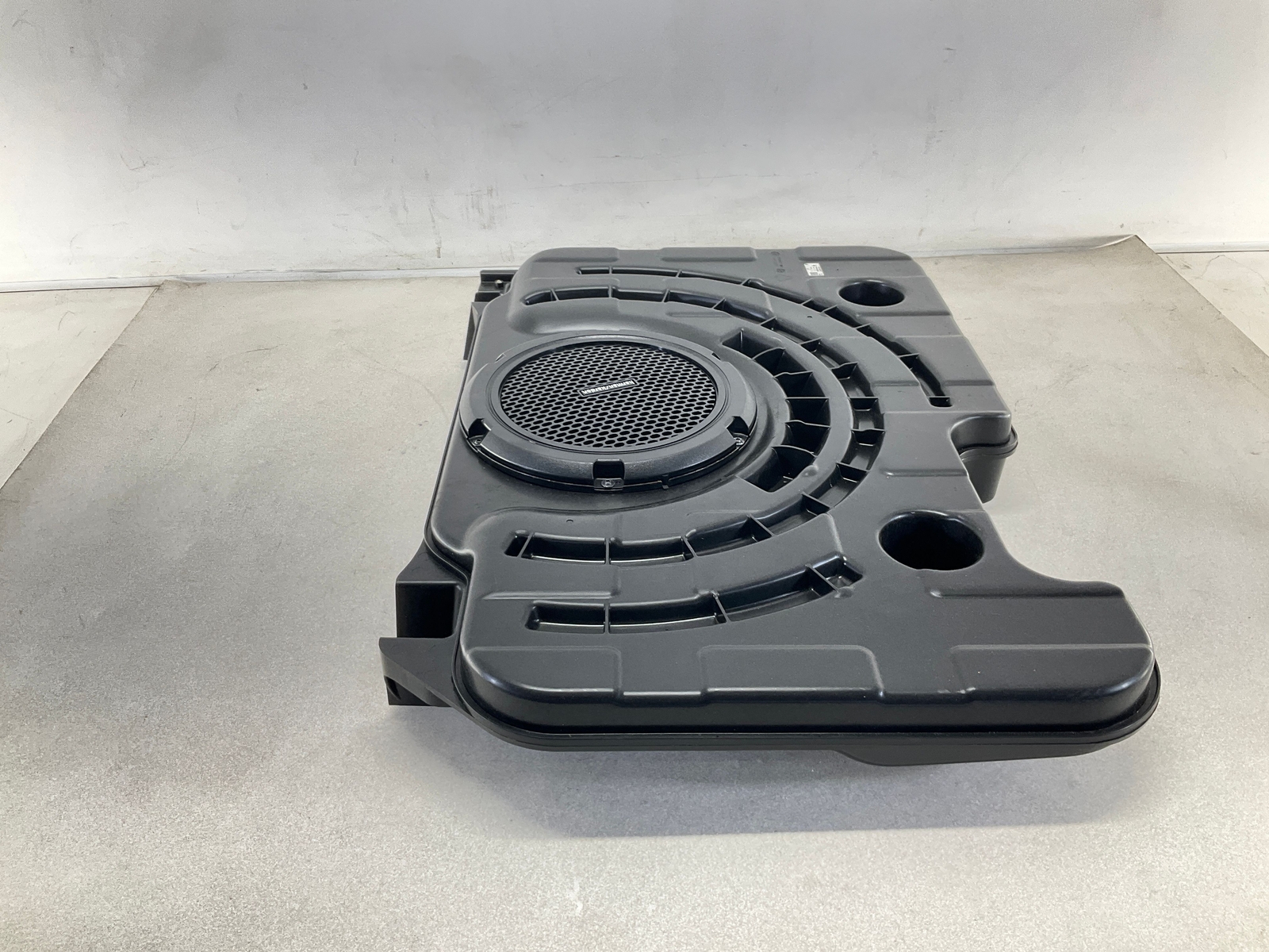 17-20 MASERATI Levante Rear Subwoofer Speaker