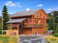 Kibri 38011 Spur H0  Berghaus inkl. Hausbeleuchtungs Startset NEU und OvP