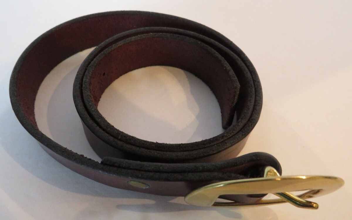 Brown Leather women’s  Belt with Brass Buckle,Never worn. Tag curt off. 38inches Vintage Brown Leather Belt: Unisex Brass Buckle, Rustic  main image 4