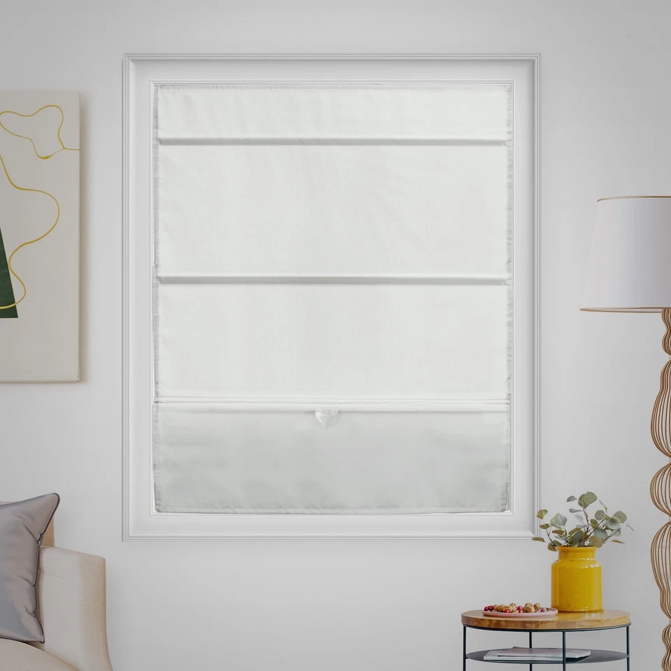 Tela filtrante de luz inalámbrica Chicology pantalla de ventana romana, blanco 33" x 64" Foto 4 de 4