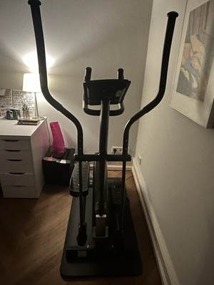 Sport Plus Crosstrainer mit App-Steuerung & 18 kg Schwungmasse × 1