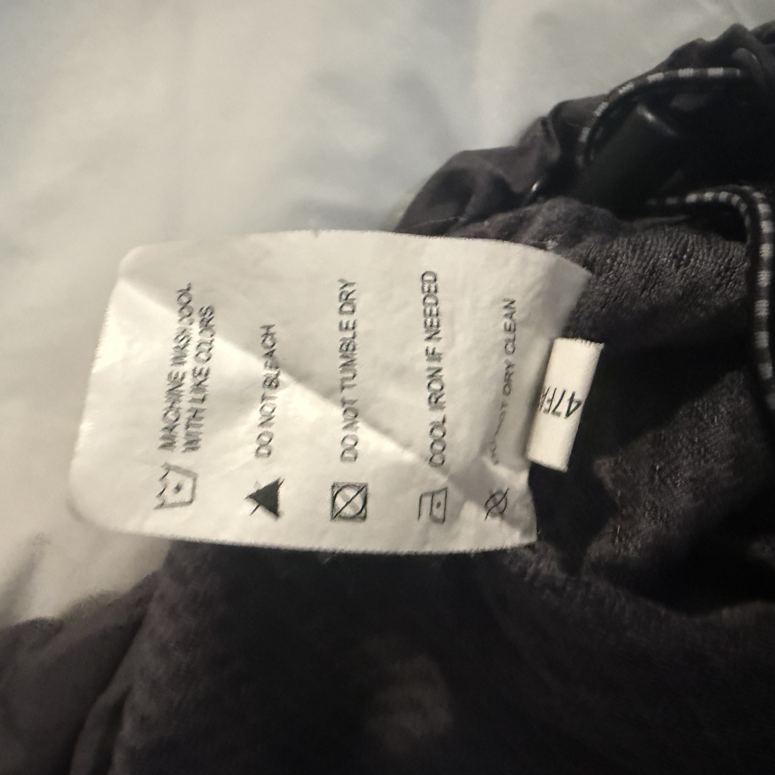 Zero Restriction XL Pullover Black Gray Tour Seri… - image 13