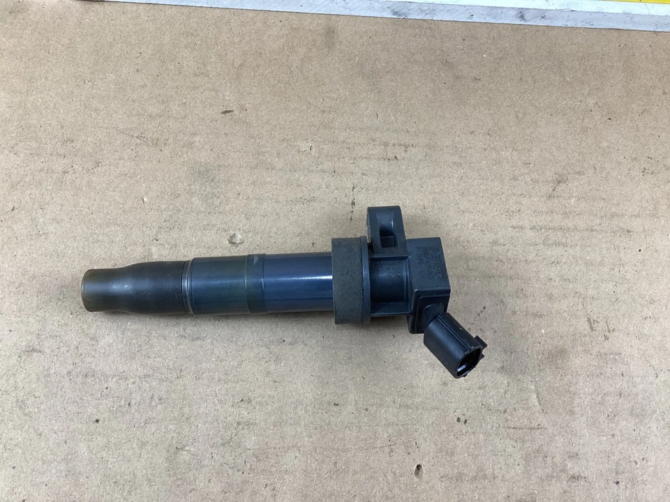 Bobina de encendido Kia Sorento 2011-2015 2,4 L 27300-3F100 OEM Foto 2 de 4