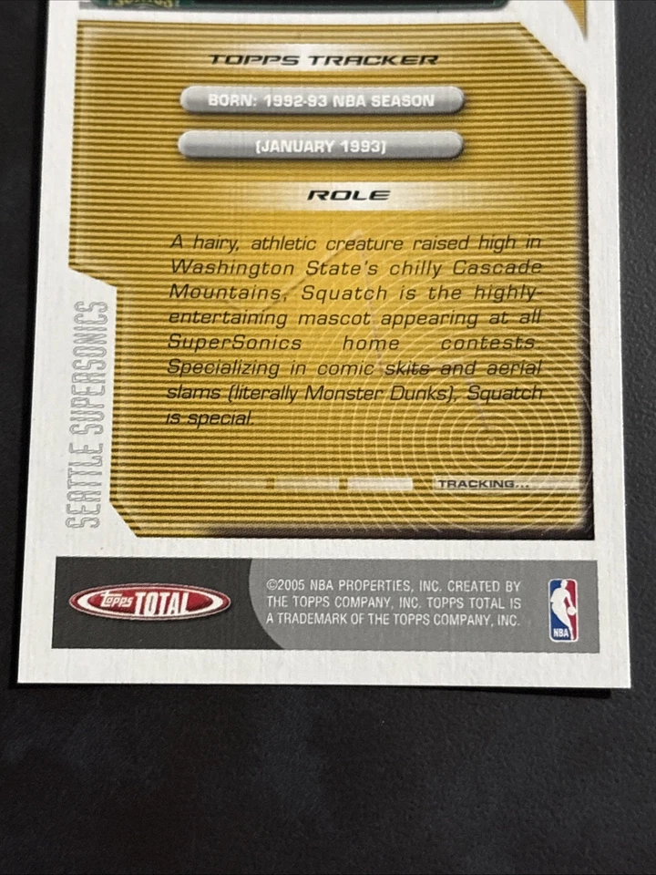 2004-05 Topps Total Basketball Card #428 Squatch Sonics Mascot - Image 4 of 4