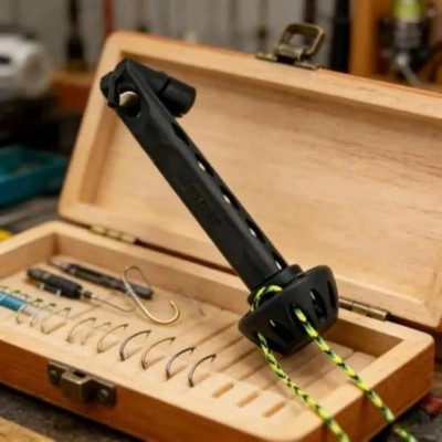 Fly Fishing Magnetic Fly Threader Easy Rigging for Small Flies Tippet Fishing