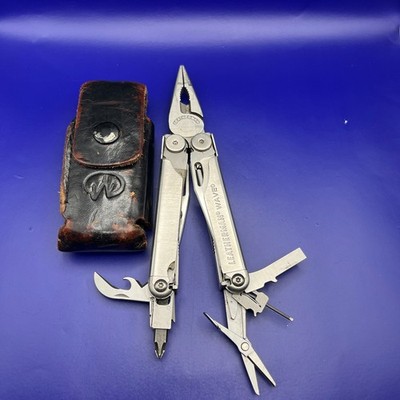 Leatherman Wave Multi-Tool w/ Sheath