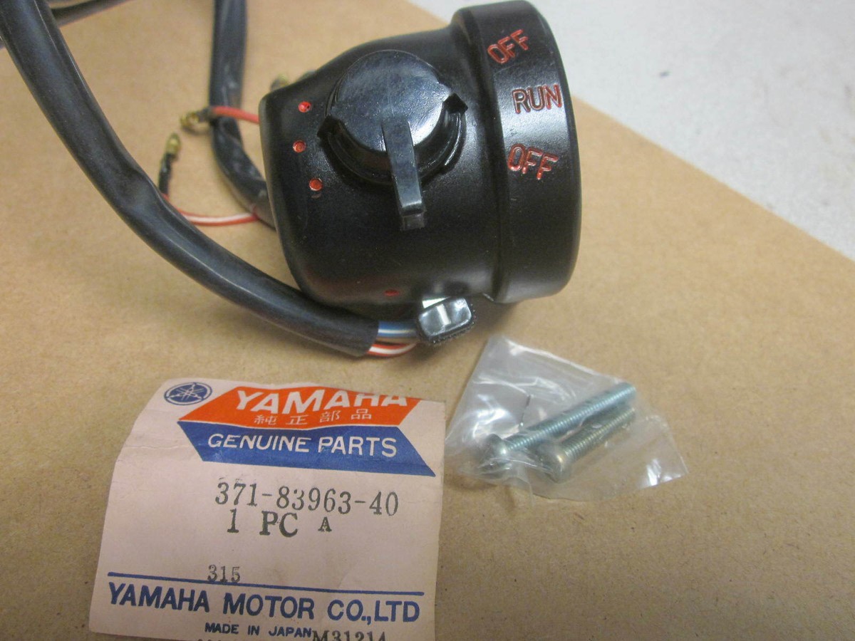 NOS Yamaha OEM Handle 3 Switch RH 73-74 TX500 75-79 XS500 371