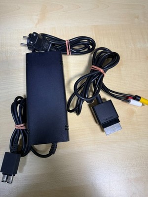 Xbox 360 Slim Konsole AV Kabel + Netzteil 120/135 W Original von  Microsoft