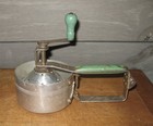 Vtg 1930 Kwikway Metal Orange/Lemon Juicer Green Crank Handle Kitchen Decor