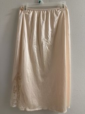 Vintage Maidenform Half Slip Nude Beige Womens Size M Lace Double Side Slits USA