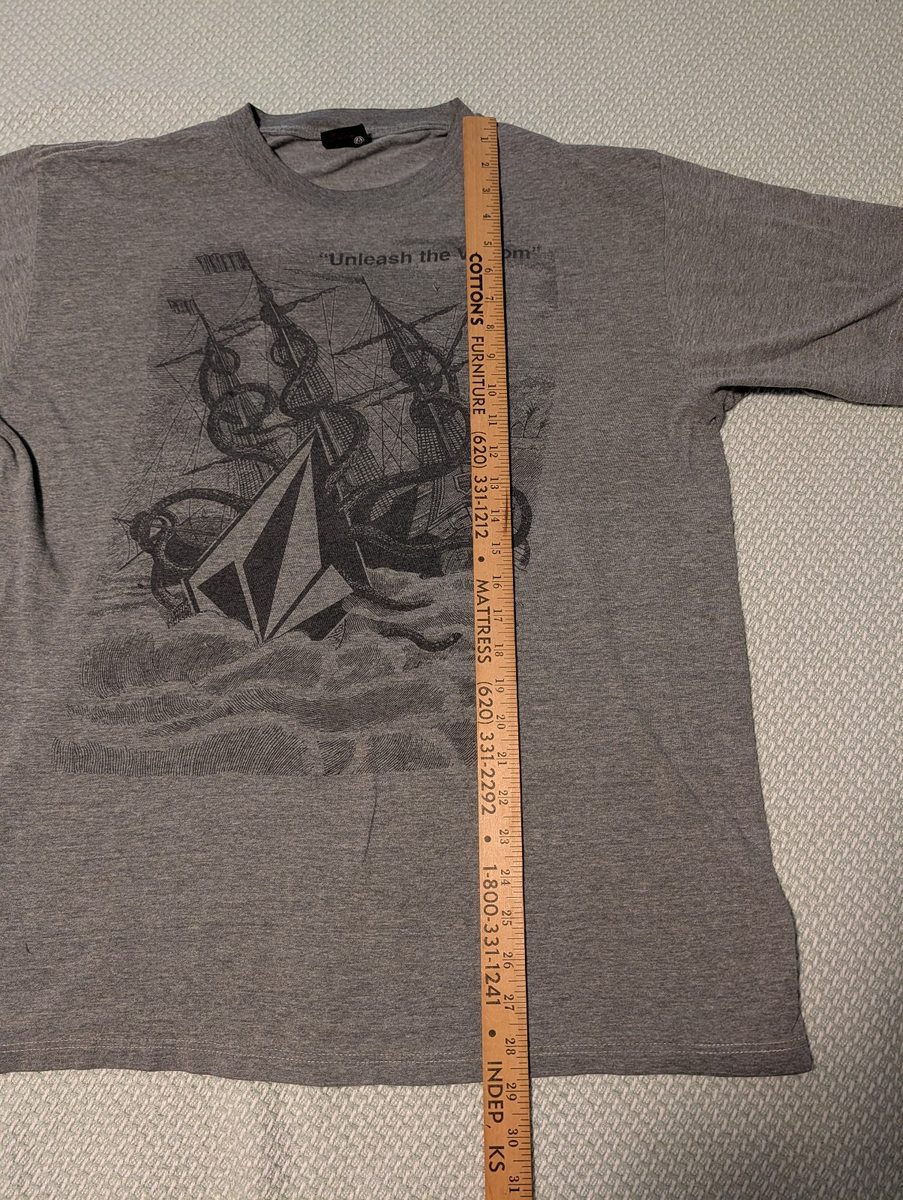 Vintage Release the Volcom Kracken Skateboarding T-Shirt Men's XL