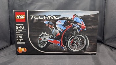 *New* LEGO TECHNIC: Street Motorcycle (42036)