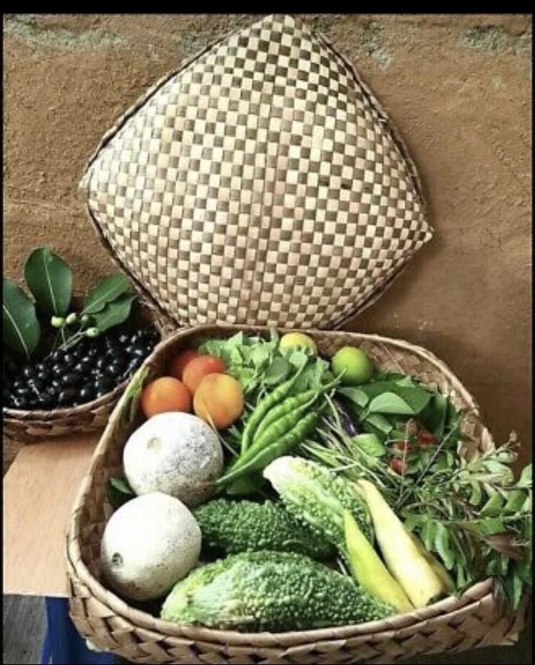 Sri Lankan Traditional 100 Eco Friendly Coconut Leaves Basket
