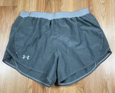 Under Armour Shorts Womens SM Loose Heatgear Athletic Running Cross Training