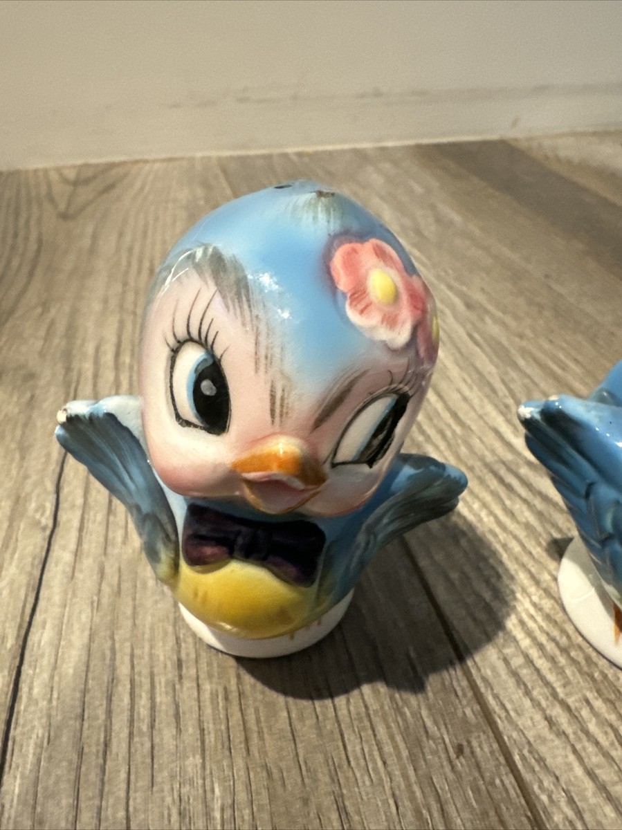 Vintage Lefton Mr & Mrs Bluebird Figurines Salt & Pepper Shaker