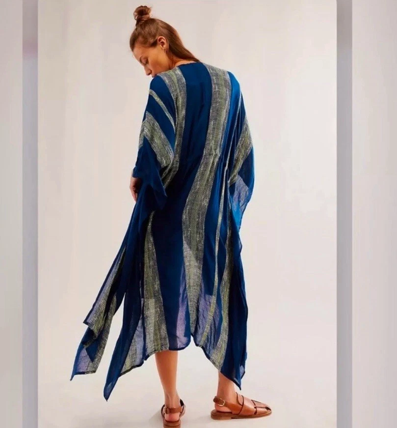 Nuevo con etiquetas O/S Free People Intimately Emerald Coast Kimono Semi Transparente Azul Blanco Rayas Foto 3 de 4