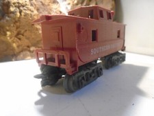 MARX 027 SCALE SOUTHERN PACIFIC CABOOSE