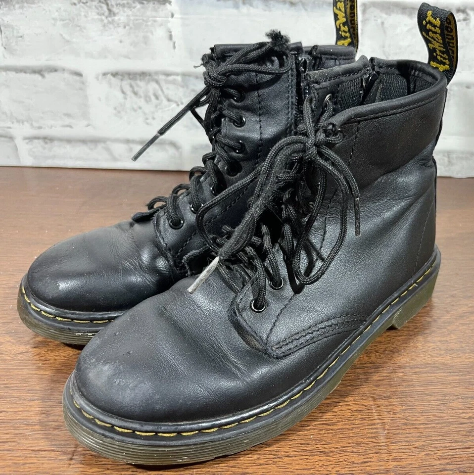 Doc Martin Leather Black Combat Boots AW004 Youth Size 2 - Image 4 of 4