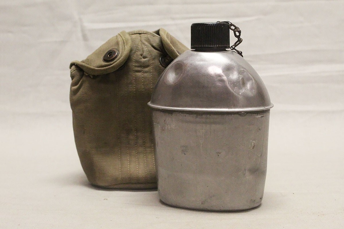 US. キャンティーン US（米軍同様品）1QT プラスティック キャンティーン