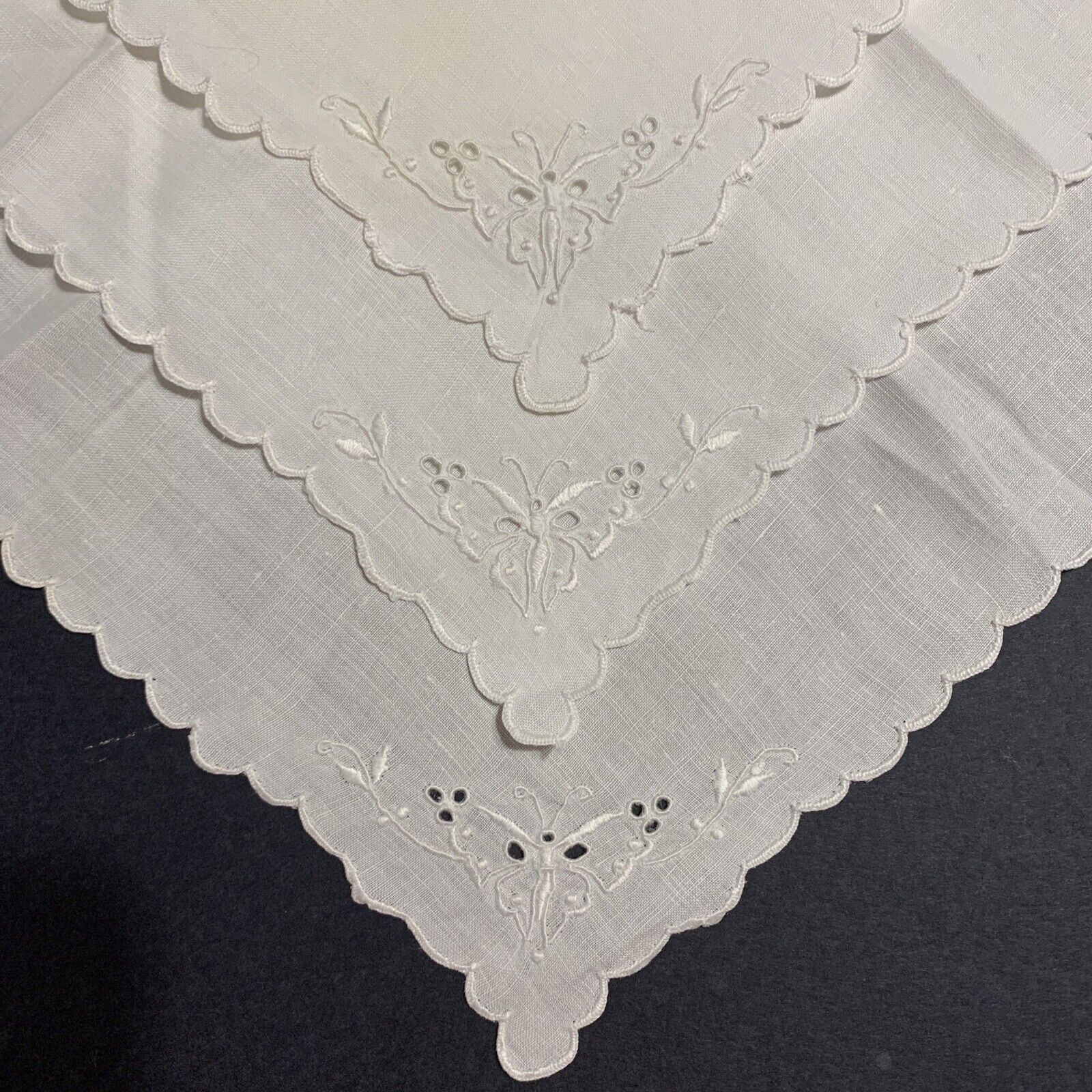 3 Vtg White Embroidered Linen Hankies Bridal Fairy B… Gem