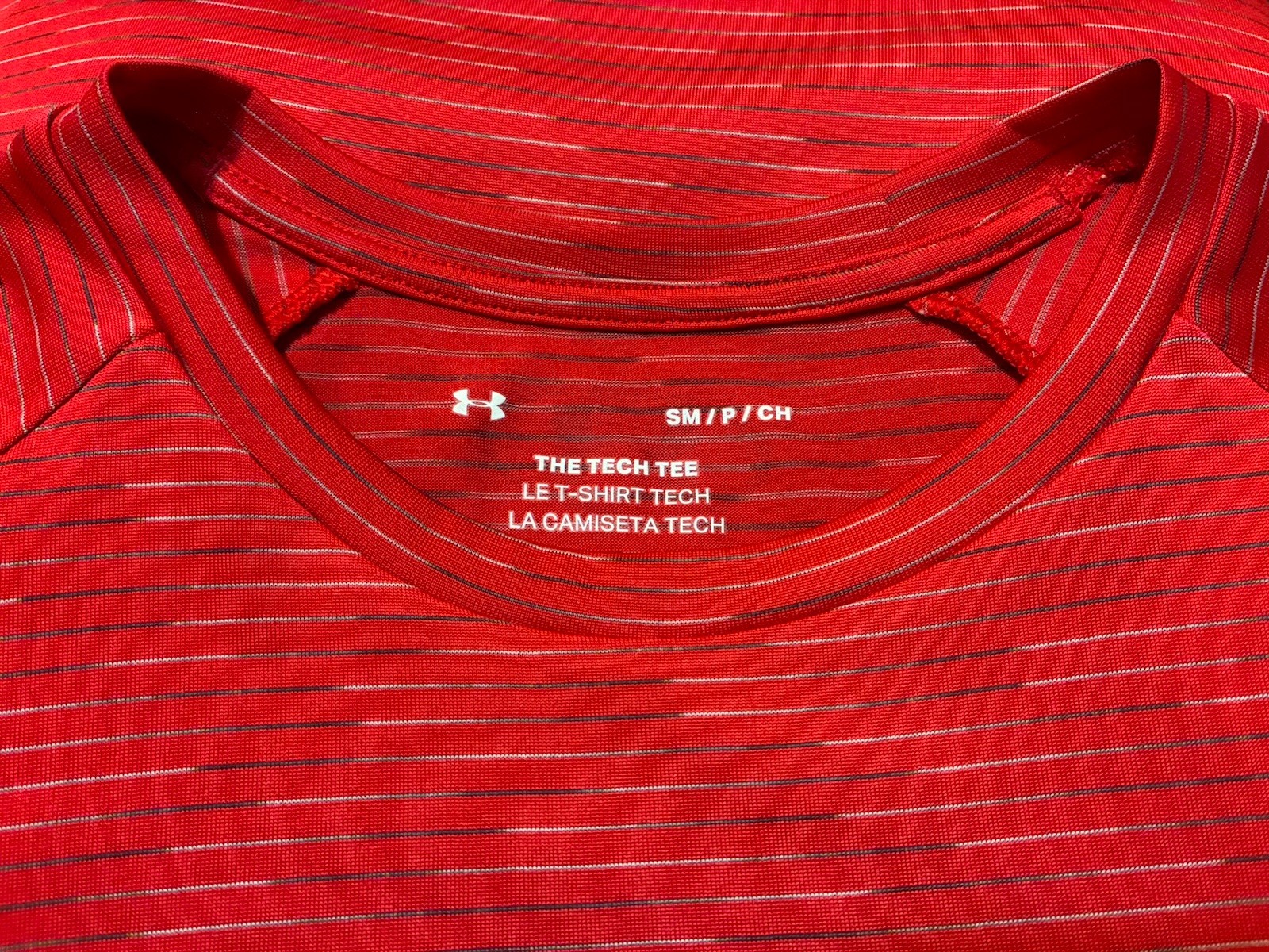 Under Armour Red Small Exercise Workout Tech Tee … - image 6