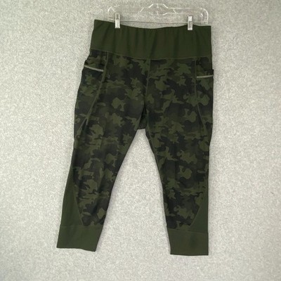 Active Life Capri Legging Womans Plus XXL Green Camo Pockets Gym Yoga Active