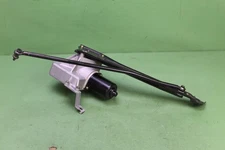 04-15 NISSAN ARMADA TRUNK LID TAILGATE LIFTGATE MOTOR 825801 7S400 OEM