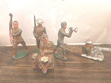 Vintage Grouping Of 5 Toy SOLDIERS BARCLAY Metal Manoil WW1 Soldier 