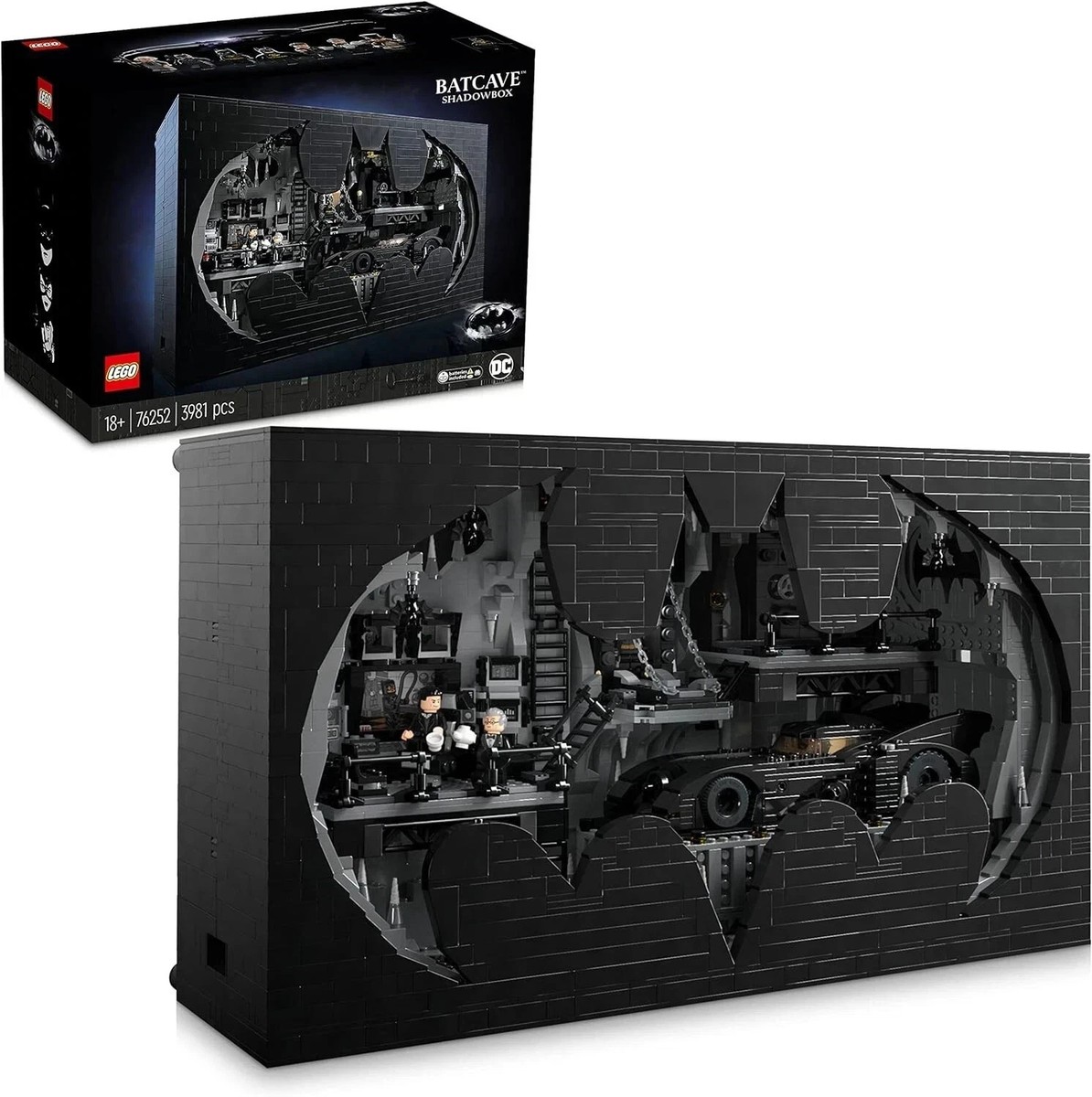 LEGO 76252 DC Batcave Shadow Box Collector's Display Set Factory