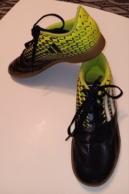 Adidas Predator Absolado Instinct IN Indoor Soccer Shoes( Q33626) PreownedSz 3.5