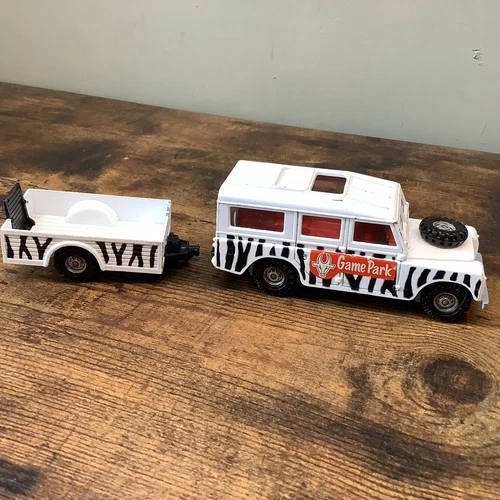 Vintage Corgi Toys - Land Rover 109 WB Safari with Trailer - Diecast Model Car