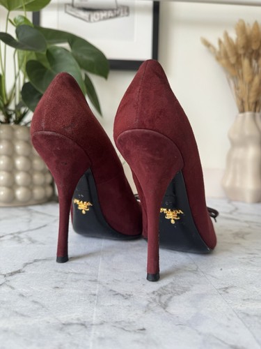 £575 Auth PRADA Burgundy Suede Bow Court Shoes, Prada High Heels, 39 EU / 6 UK - Picture 12 of 14