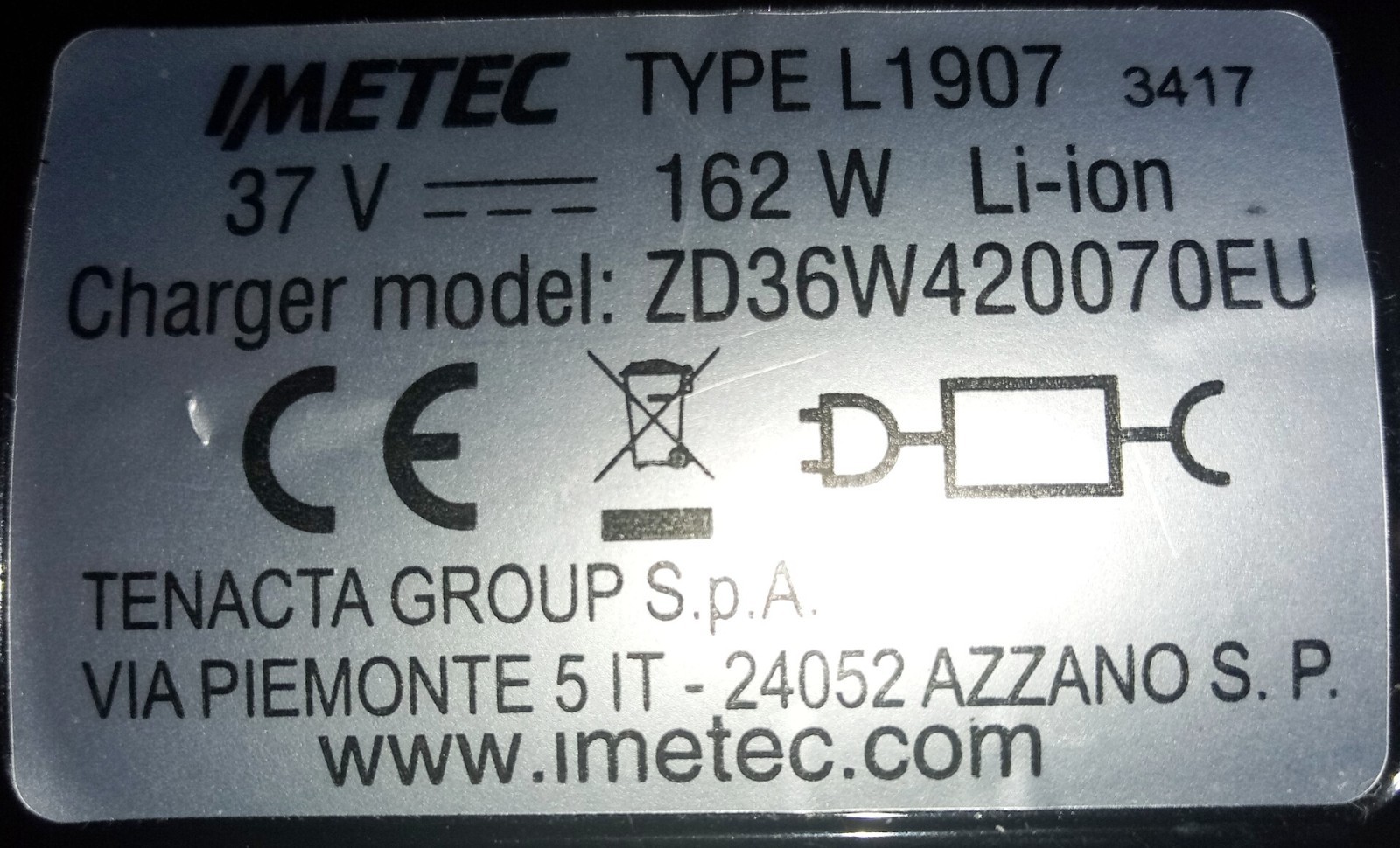 Aspirapolvere IMETEC L1907 a batteria Funzionante Per per Ricambi foto 6