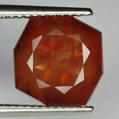 GLORIOUS NATURAL3.79Cts BEAUTIFUL RED RARE ANDESINE