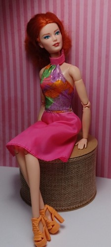 VESTIDO HALTER BARBIE ETIQUETADO - UNA PIEZA - ROSA INTENSO pattlancaste - 5 - Imagen 8 de 12