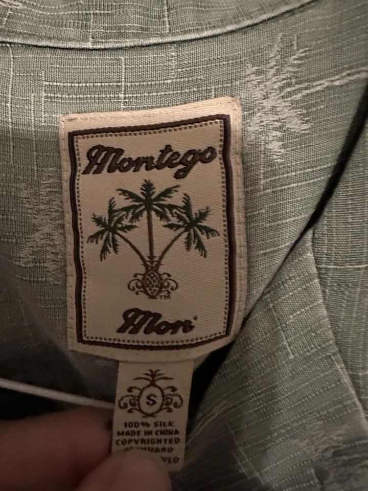 Montego Mon Mens Silk Button Hawaiian Style Shirt Green Size Small - Image 2 of 4