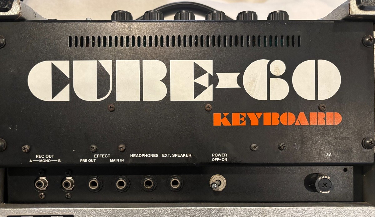 即発送 Roland CUBE-60 keyboard Roland Cube 60 Keyboard Vintage Amplifier Working In