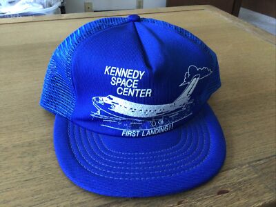 Vintage 70s 80s CHALLENGER SPACE SHUTTLE Mesh Snapback Trucker Hat