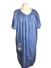 Vintage 70's  Chambray Blue Housecoat Snap Front Pocket Granny Flaws D20