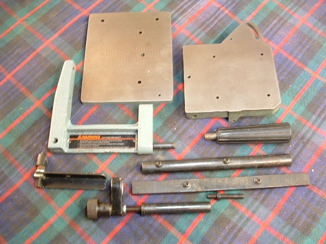 DELTA TOOLS  TABLE SAW UNIVERSAL TENONING JIG, / TENON VISE CLAMP -- PARTS LOT