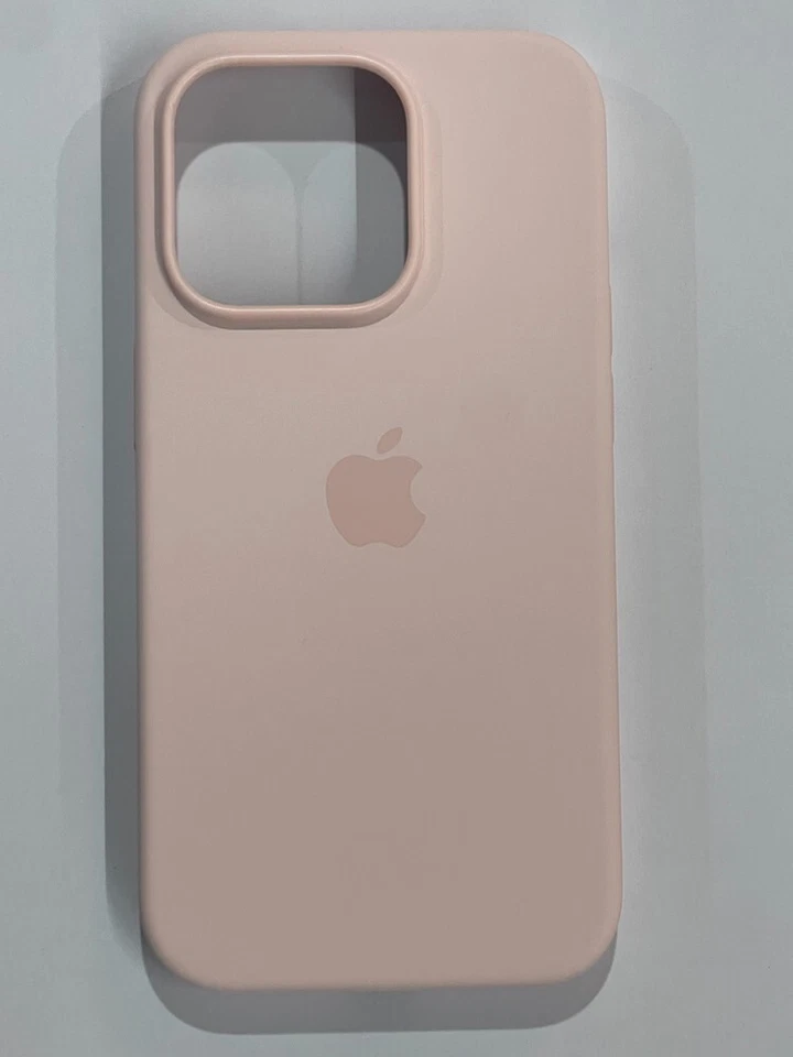 Original Silicone Case w/ MagSafe For iPhone 14 Plus 14 Pro 14 Pro Max - Image 4 of 4