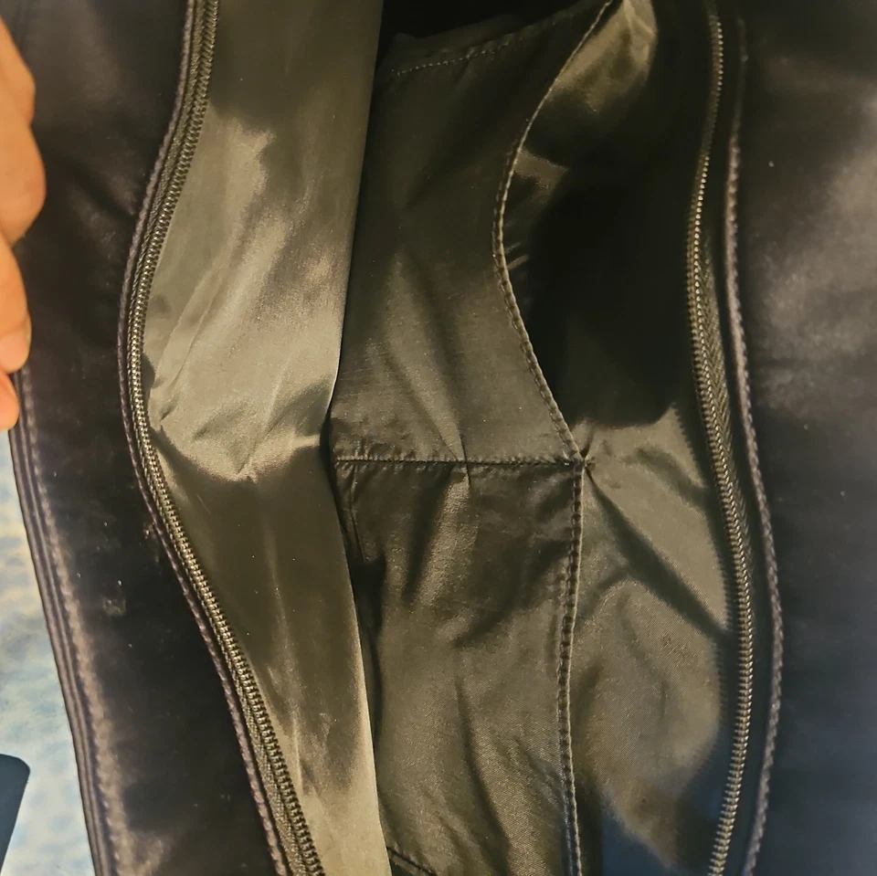 Victoria’s Secret Large Black Tote Bag – NWT – Rhinestone Logo – Zippered - Image 3 of 4