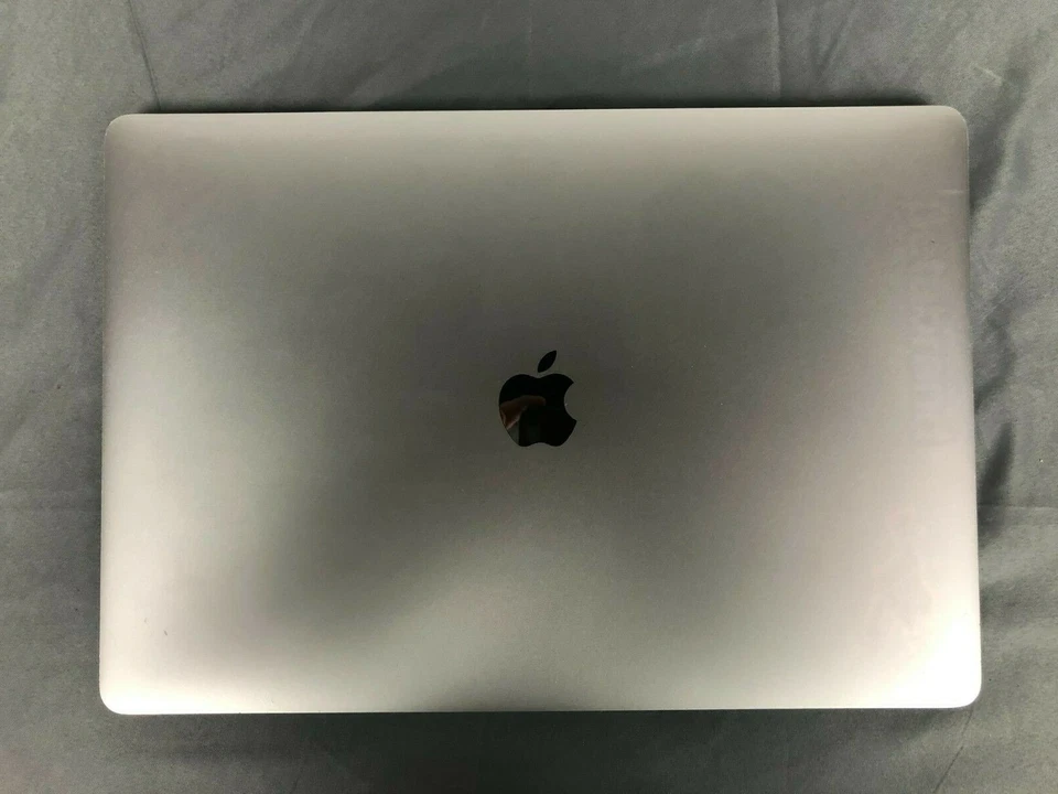 Macbook Pro 15" Late 2016, i7 2.7 GHz, 16 GB Ram, 512 SSD, A/B Grade, A1707 - Image 4 of 4