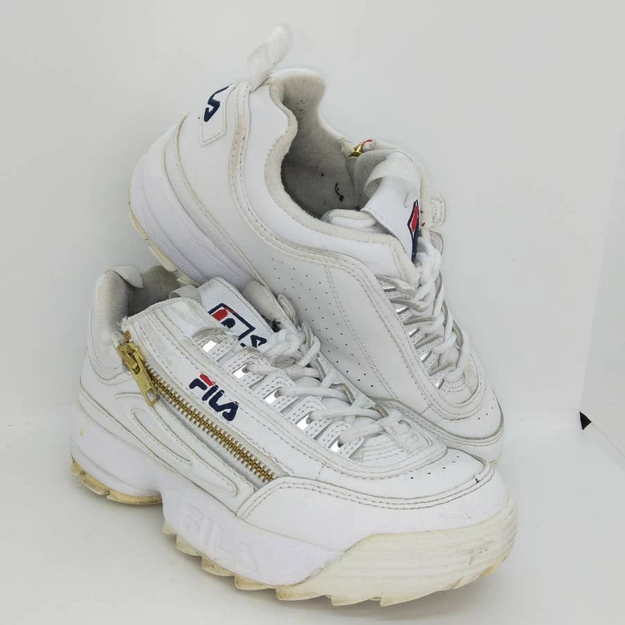 Fila all white shop sneakers womens