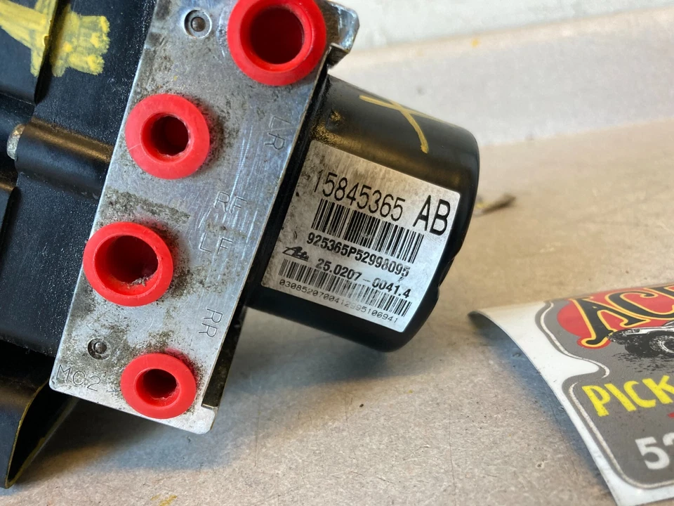 06-07 Pontiac Solstice 07 Saturn Sky ABS Pump Module w/o Active Brake Control - Image 2 of 4
